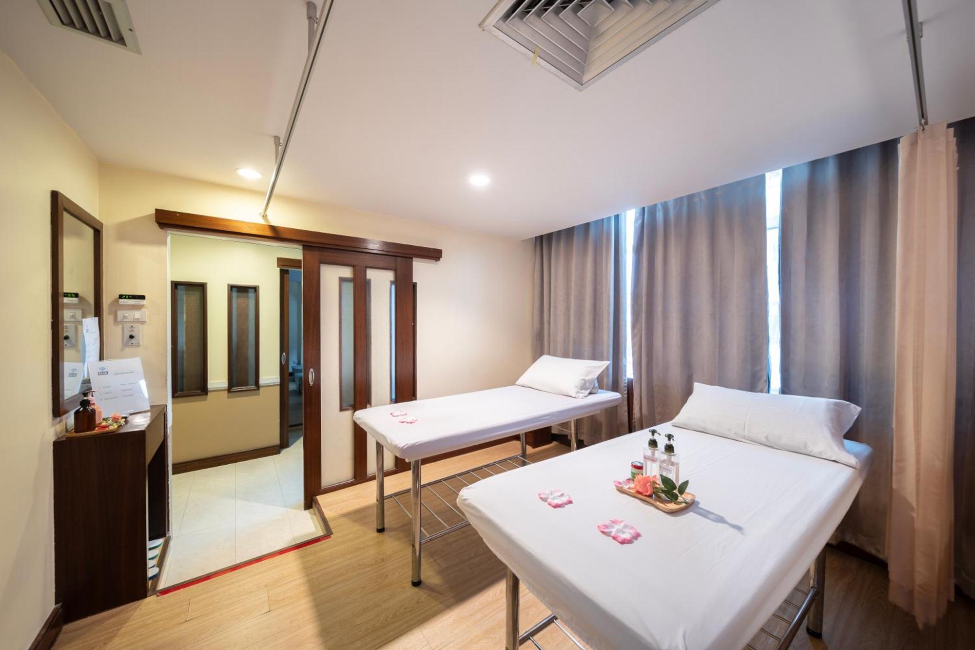 New Season Hotel Hatjaj Kültér fotó
